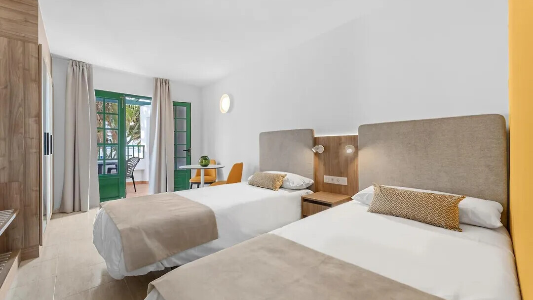 Tropicana Apartamentos